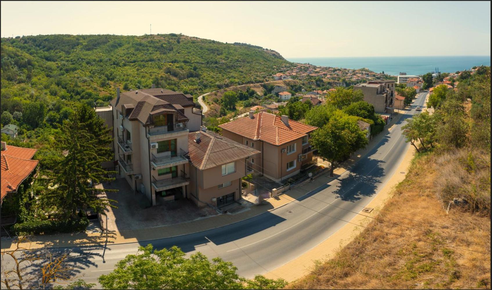 Apartments Vista Baltsjik Buitenkant foto